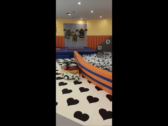Vídeo relacionado con SQAQS 4PCS Lienzo Xbox, Dispositivo de Marco de Tensión Totalmente Automático, Arte de Pared de Juegos Para Dormitorio para Niños, Póster de Juego Para Guardería, Impresiones Artísticas de Jugadores