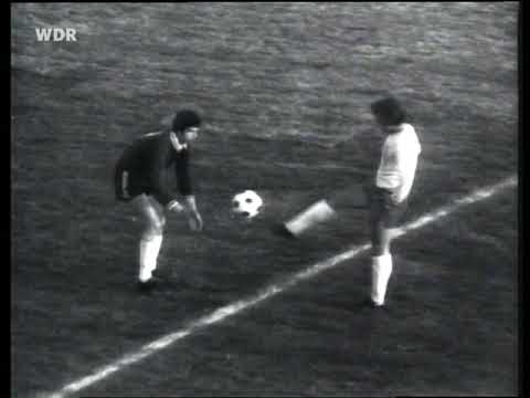 1976 UEFA Euro (Qualifier). Greece vs. West Germany. Full Match (Part 2 of 4).