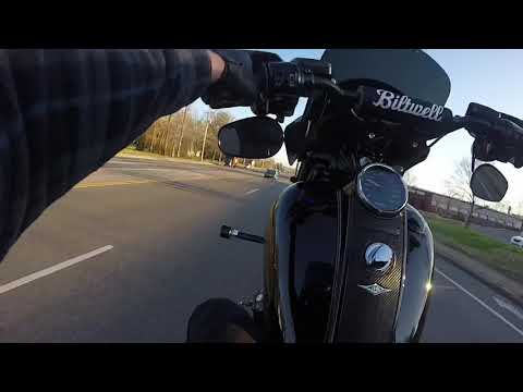 CRAZY BAGGER WHEELIES FLEXIN THRU TOWN