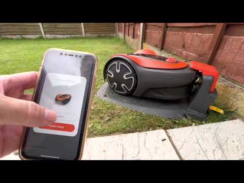Flymo EasiLife 800 Robot Lawnmower - Image 2