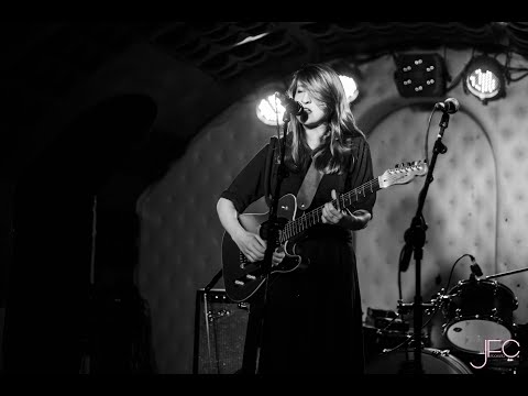 Fee Reega, German version of "Taberneros" Nacho vegas song. Madrid 7.02.2020 Pro-shot.