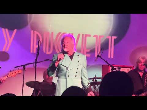 Gary Puckett - This Girl Is a Woman Now 2025