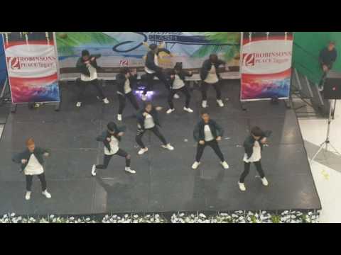 BaeKon (Up10tion-White Night) At Kpop Summer Class 2017 in Tagum