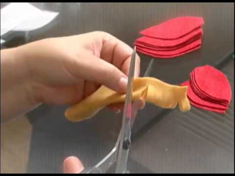 Mulher.com 25/11/2011 - Flor de feltro