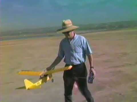 1995 – RC Flying at Mission Bay Site. pt1