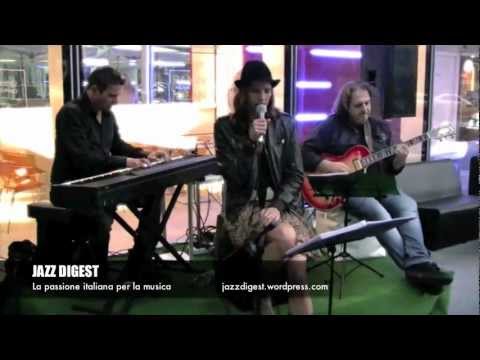 Jazz Digest: Dagmar Segbers Trio