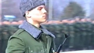 preview picture of video 'Hujber Ferenc honvéd katonai eskütétele Szombathelyen - Savaria Laktanya 1994.'