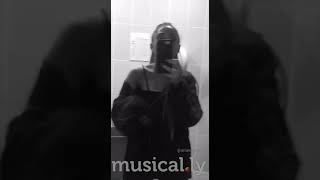 All I wanna do is fall in love