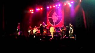Public Enemy - Get Up Stand Up / Can't Truss It -