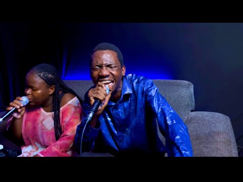 🔥SPIRIT SOAKING WORSHIP WITH APOSTLE PETER AND NYARADZO BAYISAI 😭