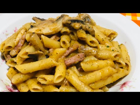 PENNETTE CON ZUCCA, FUNGHI CHAMPIGNONS E PANCETTA