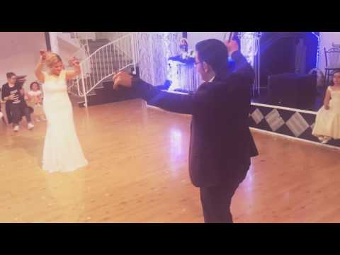 Sünnet Düğünde Anne ile Babadan Erik Dalı