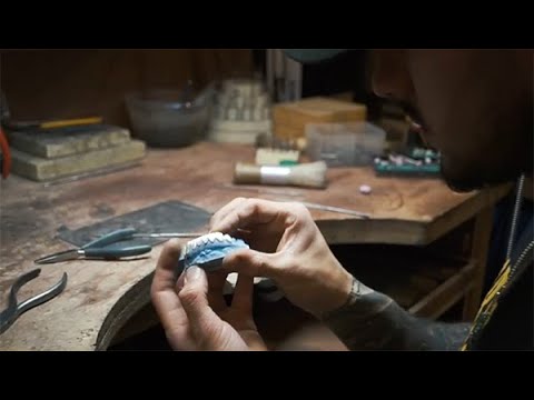 Twenty20jewelry store! The making and process of grillz and golden teeth!