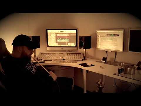 RicOne - Champs-Élysées