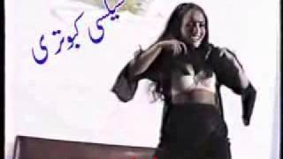 Sexy Punjabi girl in hot Pakistani mujra dance