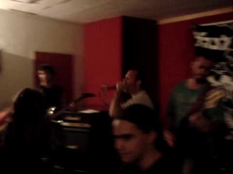 סמרטוט כחול לבן - סופה מגנטית - הופעה חיה Smartut Kahol Lavan - Magnetic Storm - live