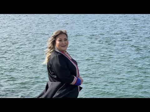 Li Tus Dej Ntws cover:  original Touly Vangkhue