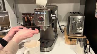Beginner friendly - How to make a latte with the Spacekey 20 Bar Espresso Machine