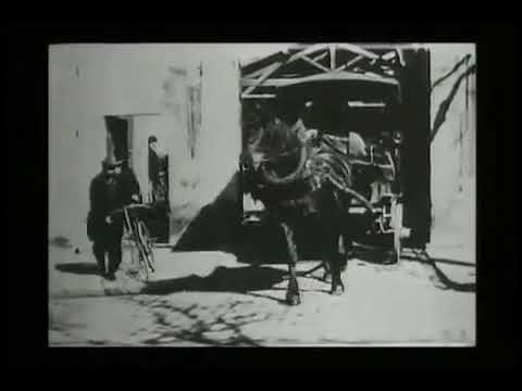 1895, Lumiere, Workers Leaving the Lumiere Factory