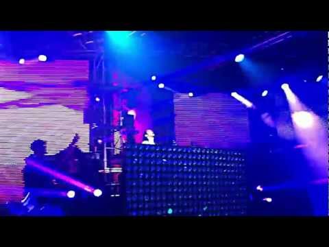 Omega - Steve Aoki  ft. Dan Sena & Miss Palmer / Live Clip at Aokify, Pier 94, NY
