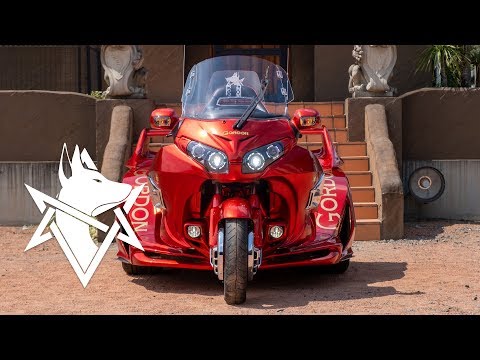 GORDON GL1800 TRIKE TYPE S - JAPAN RED!