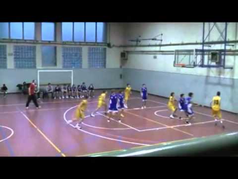 Azzurri Niguardese - Cesate 27-11-2010.avi