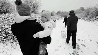 Yoko Ono, Plastic Ono band. Listen, The Snow Is Falling. Cover