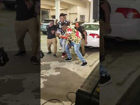 Marcovict feat Duly Swagg --Mizik ( vidéo shoot)