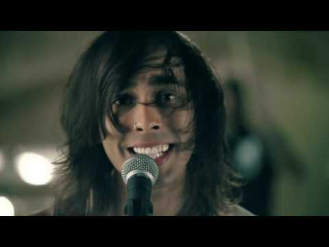 TRY NOT TO SING ALONG OR HEADBANG EMO/PUNK