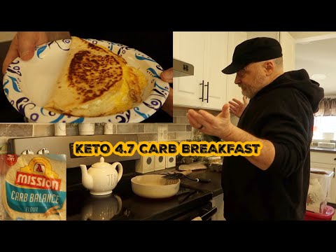 AMAZING KETO 4.7 CARB BREAKFAST QUESADILLA !