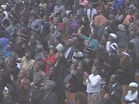 Judith Christie McAllister - sing the opening song at Mason Temple 102nd COGIC 2009