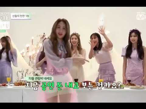 Lee chaeyeon dancing to chungha's gotta go