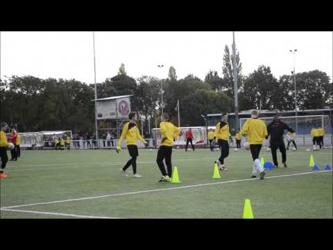 Dennis keeper bij Bvcb B1 en bij keeperstraining Fc Utrecht
