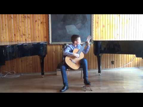 Dominic Mihailescu plays Domenico Scarlatti  --  Sonata K.322