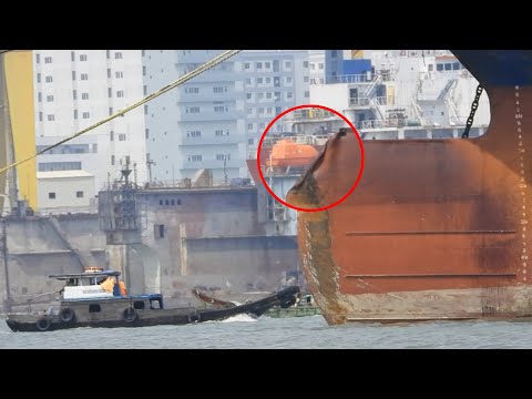 The Ship Crashed Suffered Heavy Damage In Bow Section | 4K Shipspotting