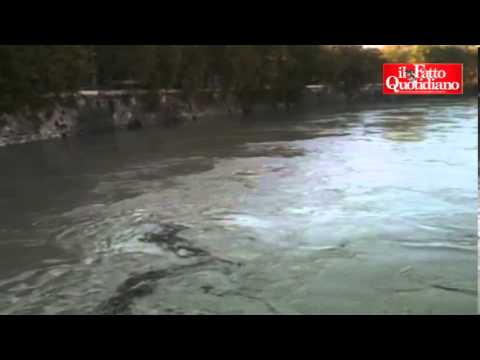 Roma, Tevere in piena