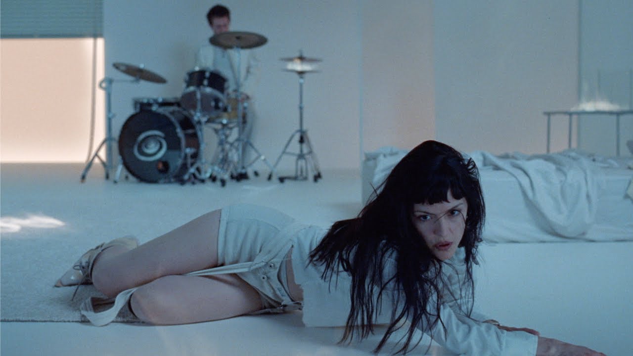 The Marías - Back To Me