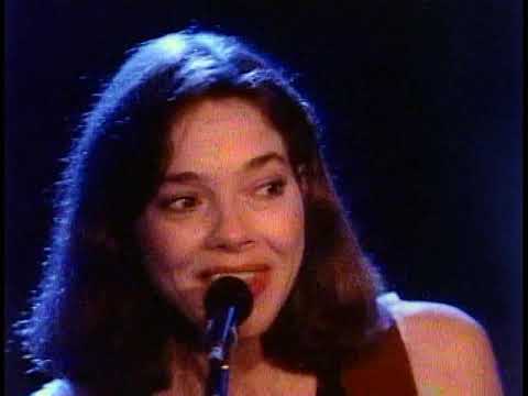 Nanci Griffith - One Fair Summer Evening (Part 1) [1988 Live] HD