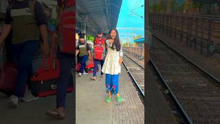 Download lagu Hawaon Ne Yeh kaha🥰#shorts #dance #youtubeshorts #hindisong mp3