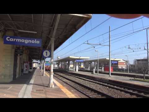 LOCOMOTORE D.146 DA MANOVRA IN TRANSITO IN STAZIONE DI CARMAGNOLA (TO) 9 - 3 - 2014.