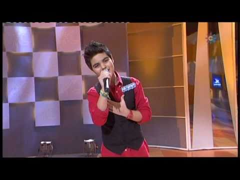 Abraham Mateo (12 años)   NOELIA  Menuda Noche