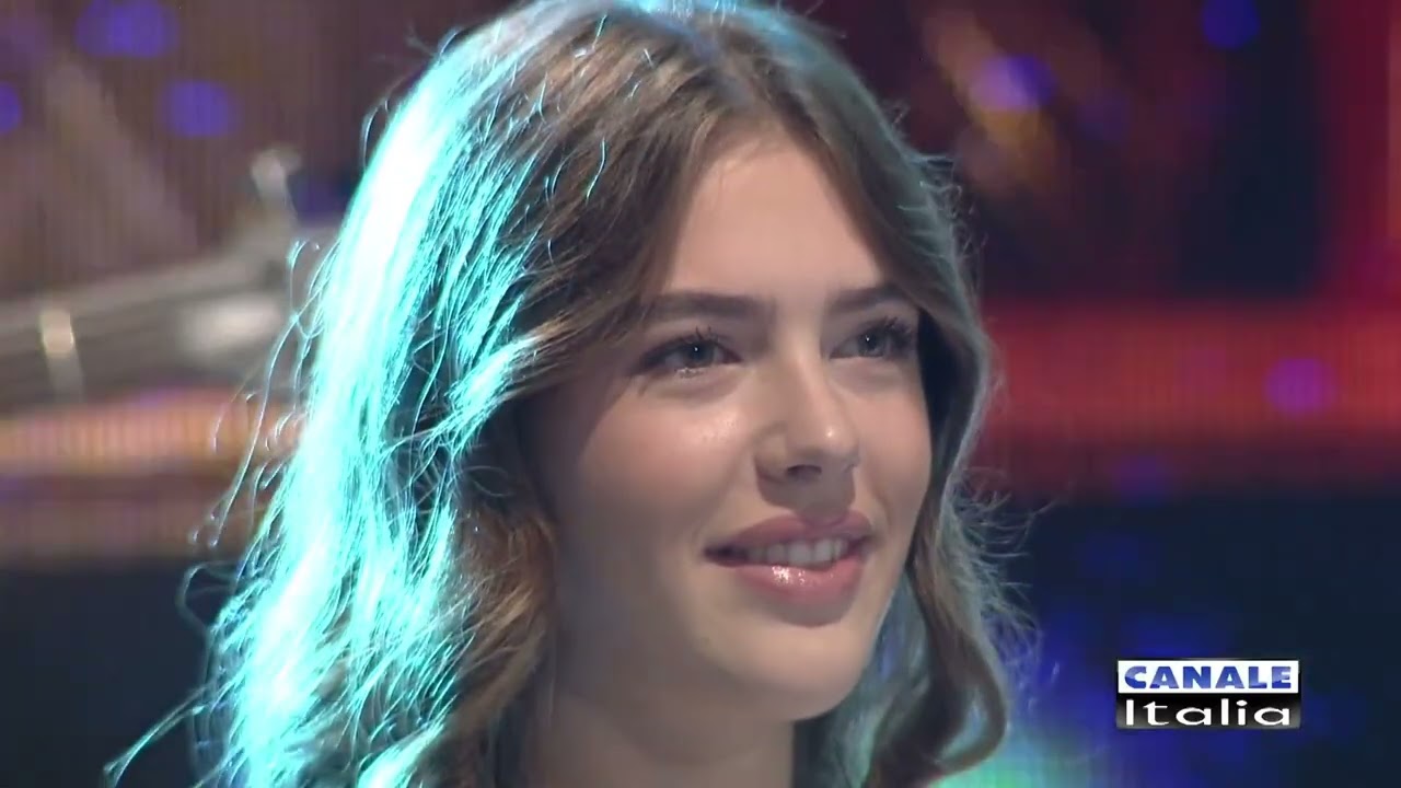 Mister Domenico - OCCHI VERDI (cumbia) Canale Italia SPECIALE FARFALLINA Cantando Ballando