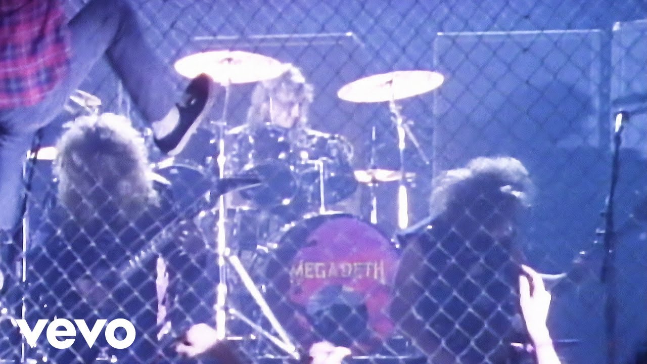 Megadeth - Wake Up Dead (Official Music Video) - YouTube