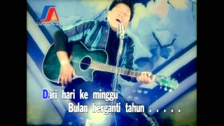 Download lagu Nanang Soewito Beda Pandangan Karaoke Hot Dangdut HD mp3