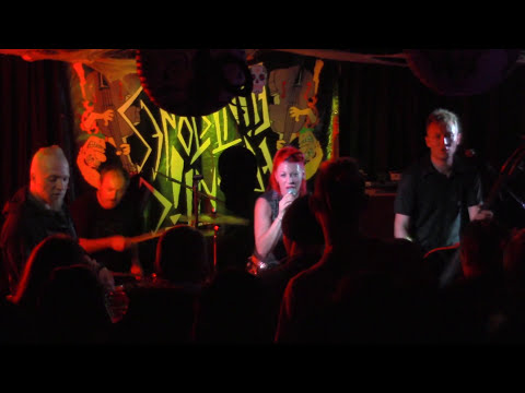 The Wolfgangs - Voodoo Rhythm (The Meteors cover) 01.11.2015 Sélestat @ Le Tigre [HD]