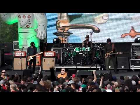 Primus - Those Damned Blue Collar Tweekers - Cuthbert Amphitheater - 6/12/12