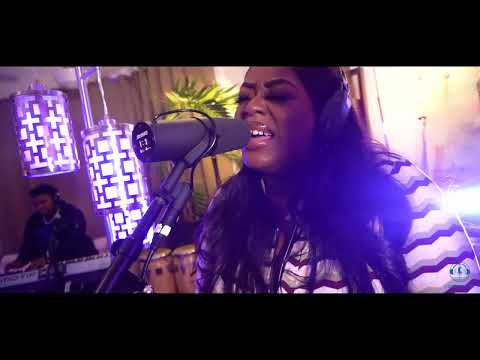 Kim Cruse Daydreamin Live Performance