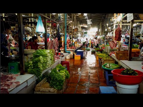 Early Morning At Boeung Kengkong Market - Sellers Prepare Foods For Slaes