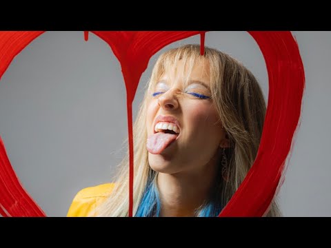 Behind the scenes of the music video for Ex.ploda - Isa Buzzi (& Ruby Rose)