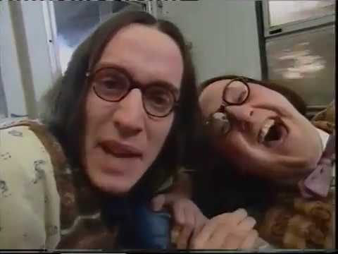 Pobol Y Chyff - Rhys Ifans, Cleo Roccos and Catatonia